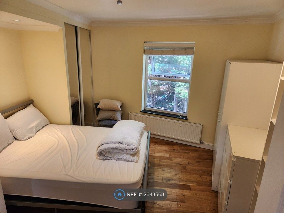 Property photo 3 of 6