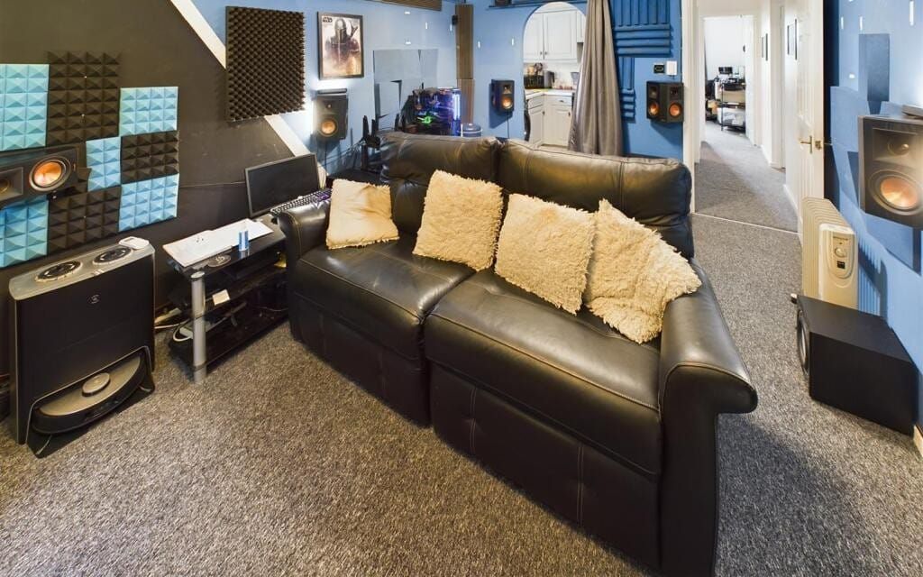 Property photo 2 of 7