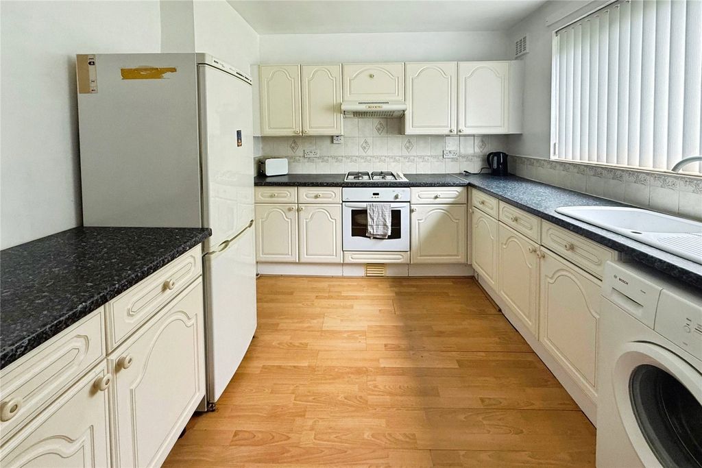 Property photo 3 of 12 Picture No. 01