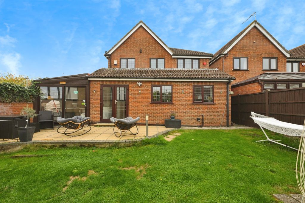 Property photo 3 of 20