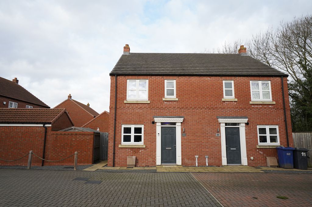 Property photo 1 of 33