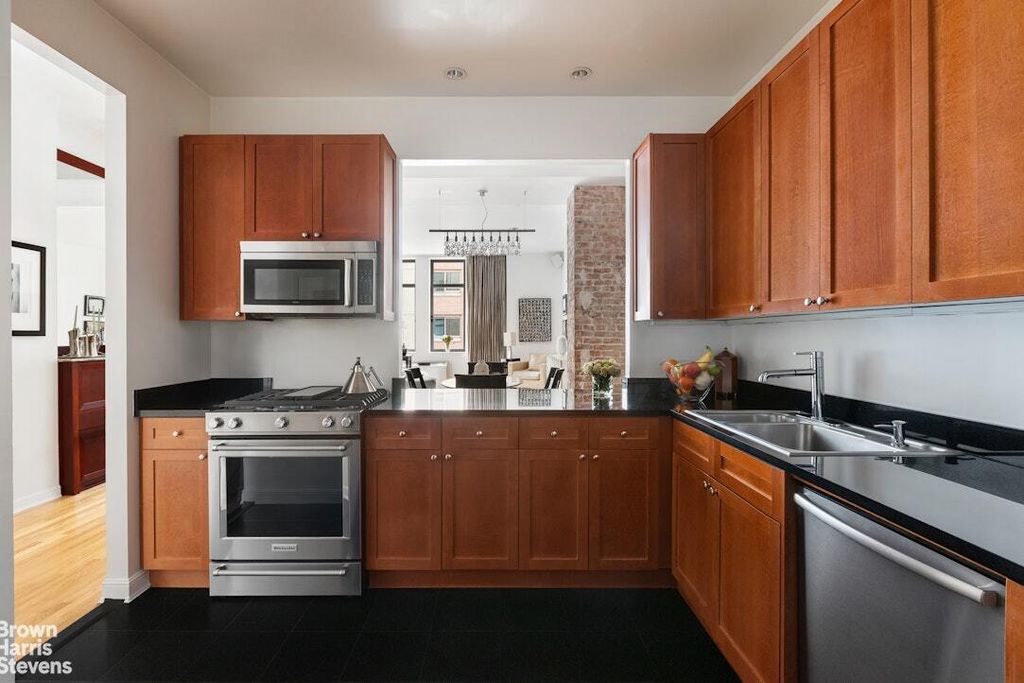 Property photo 3 of 10 <Alttext/>