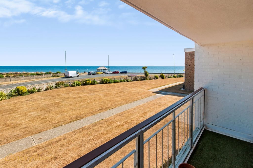 Property photo 2 of 12 Balcony