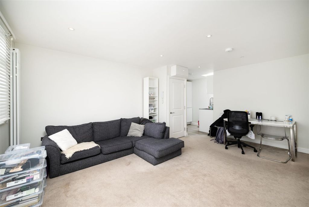 Property photo 2 of 9 P05.Jpg