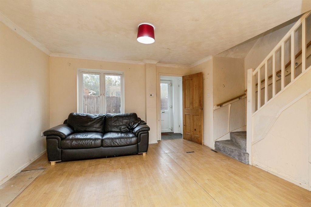 Property photo 3 of 21