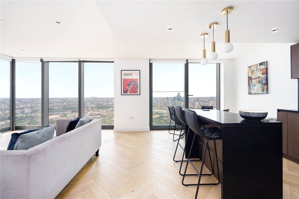 Property photo 2 of 6 Living Area