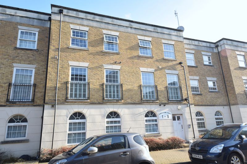 Property photo 1 of 10 Photo 2