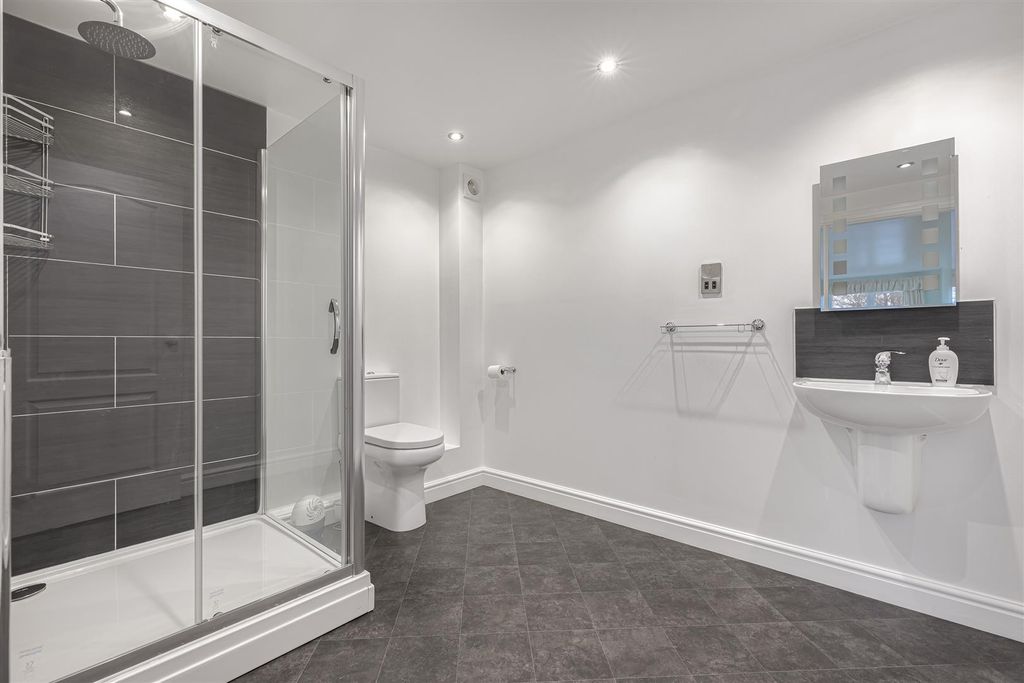 Additional image 14 of 4 bed detached house for saleBen Rhydding Road, Ilkley LS29