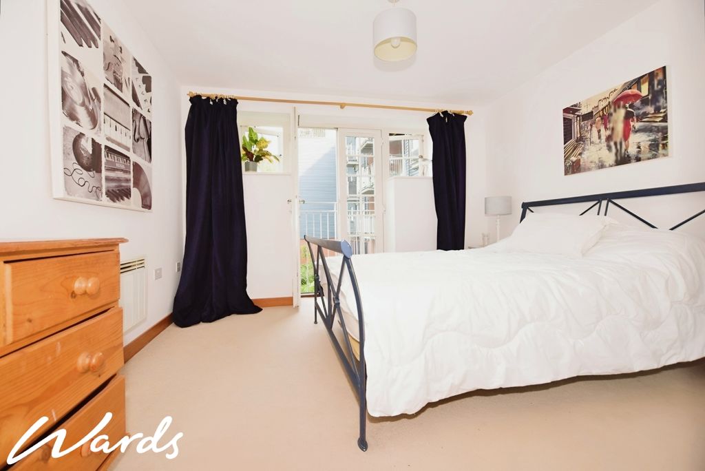 Property photo 3 of 10 Bedroom 2