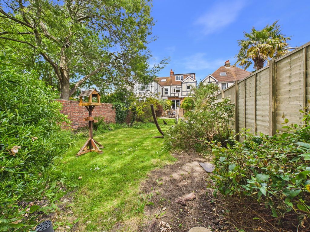 Property photo 1 of 19