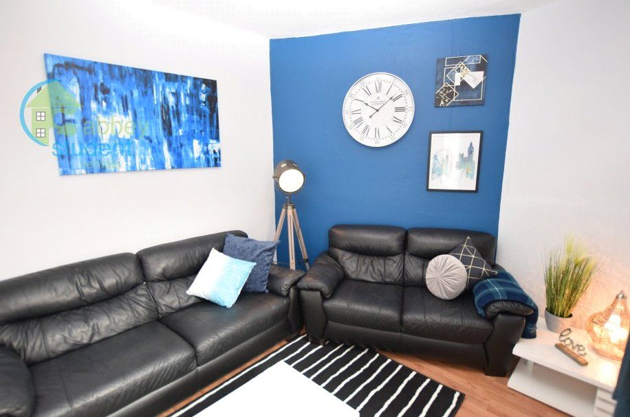 Property photo 3 of 14 Picture No. 12