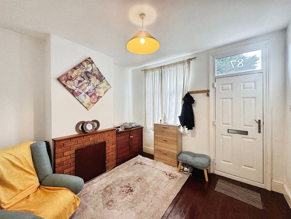 Property photo 2 of 11