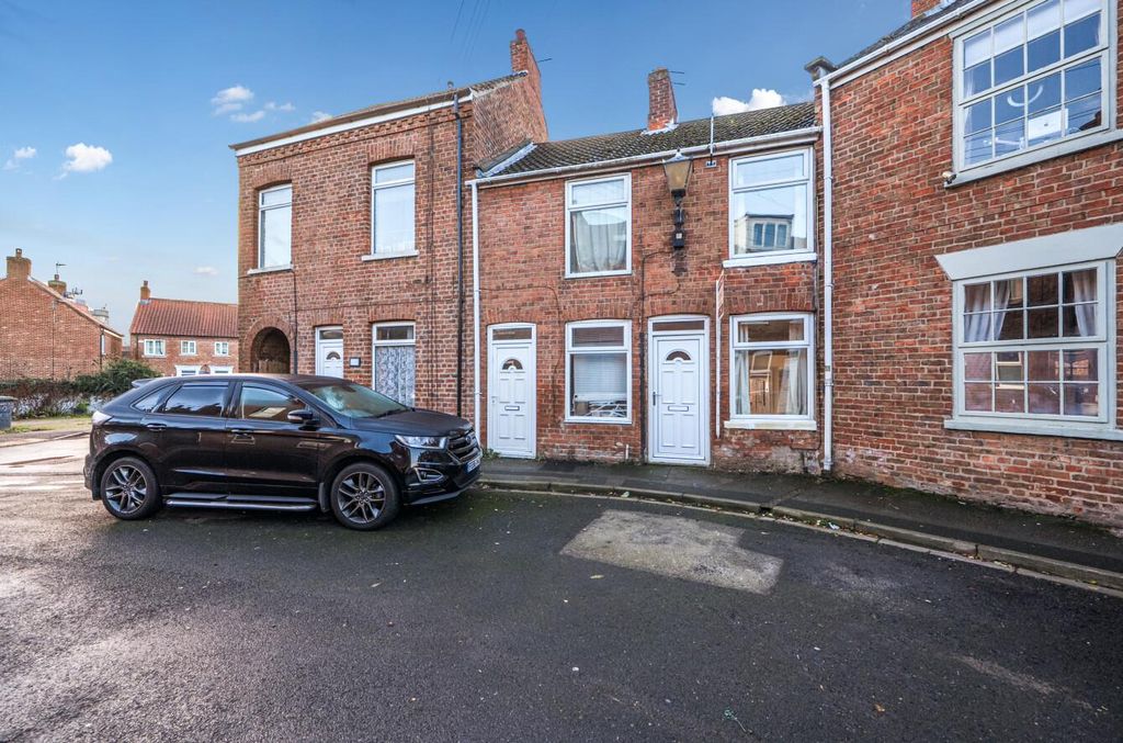 Property photo 1 of 19