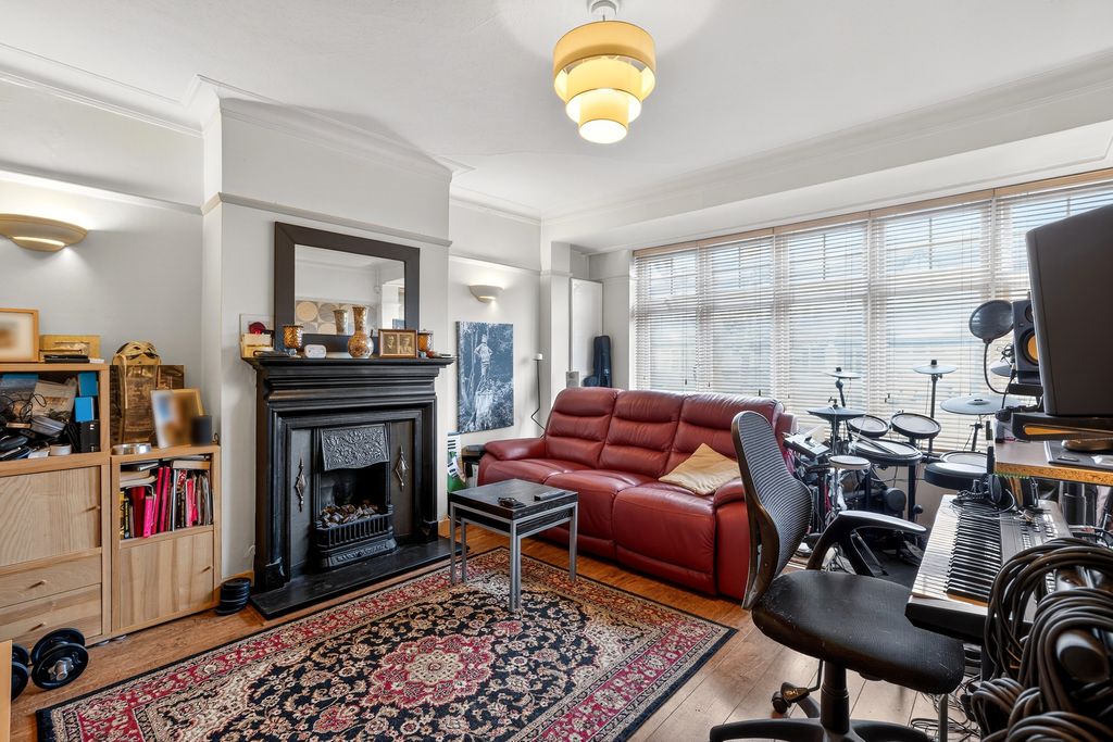 Property photo 3 of 27 Reception Room