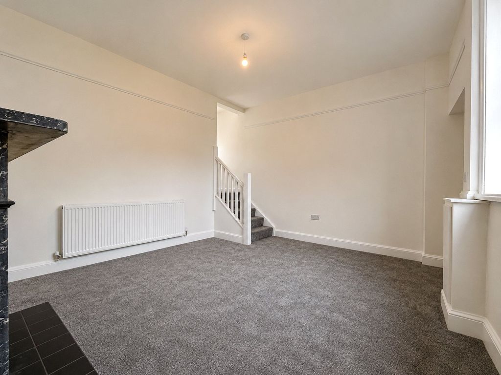 Property photo 1 of 9 Lounge