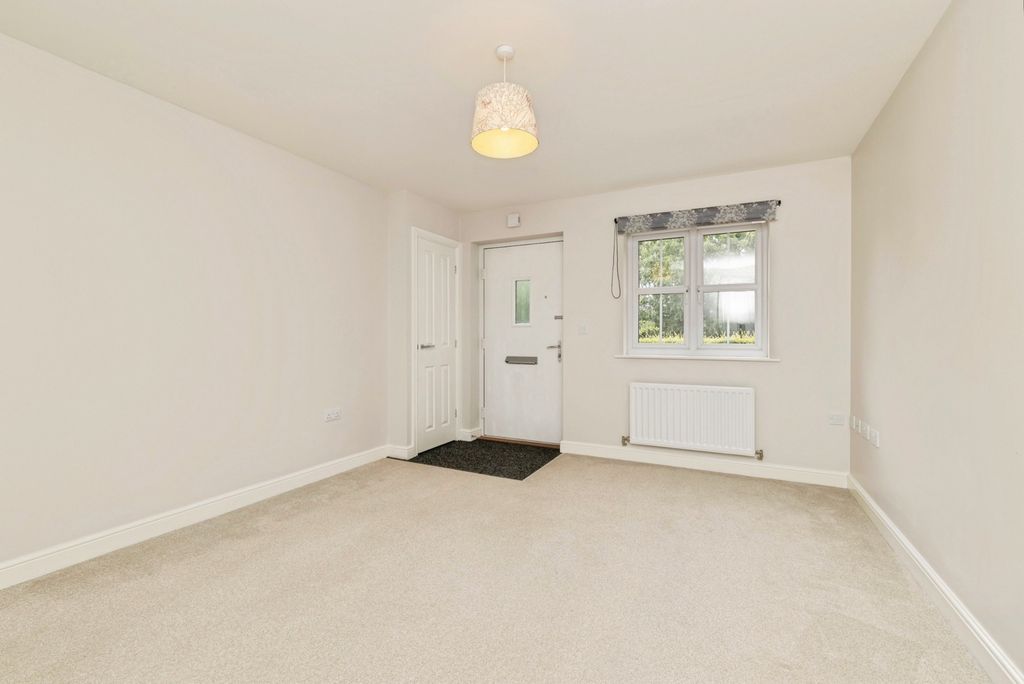 Property photo 3 of 20 Pbox-Img.Jpg