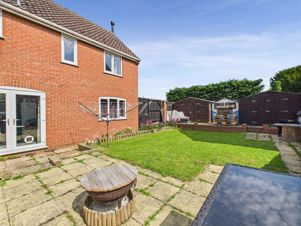 Property photo 3 of 13