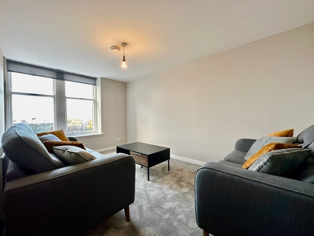 Property photo 3 of 9 Photo 3