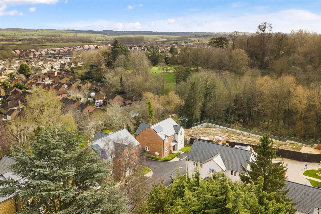 Property photo 2 of 28 3 Wood View, Banbury-36.Jpg