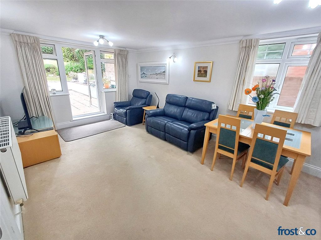 Property photo 2 of 20 Living/Dining Room