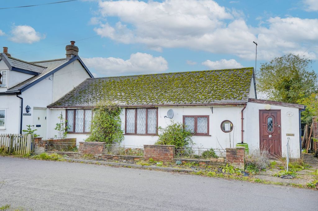 Property photo 1 of 12