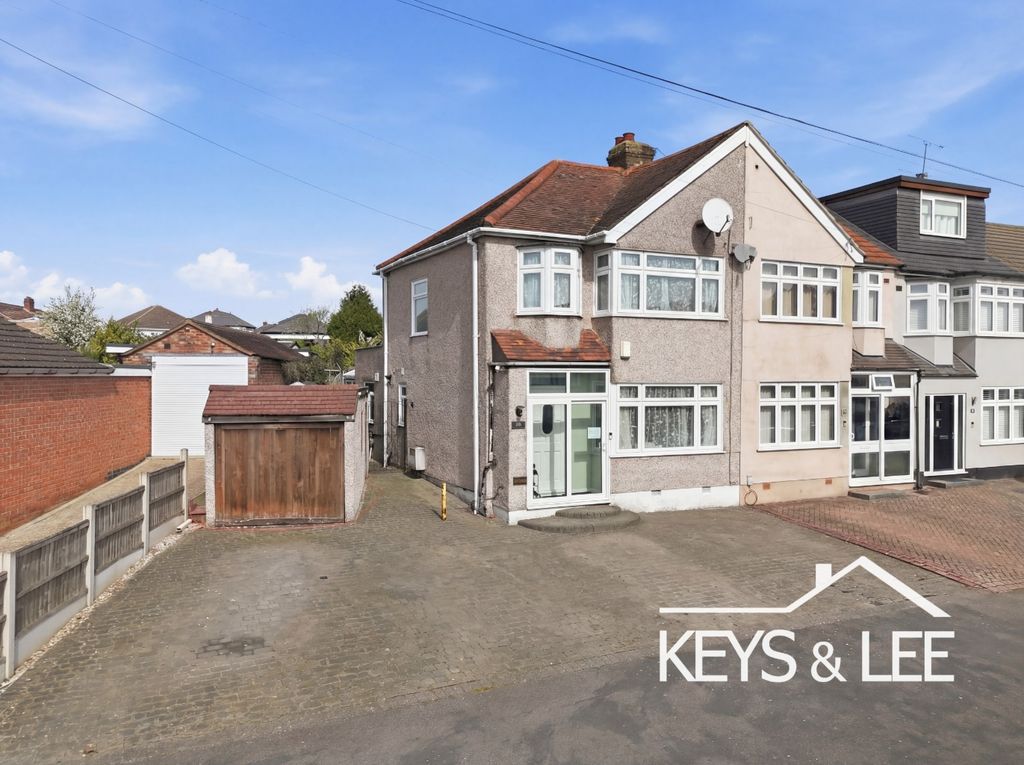 Property photo 1 of 13 5032361