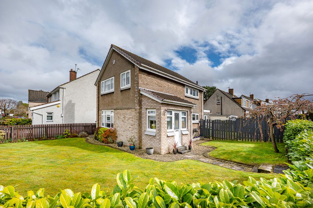 Property photo 1 of 37