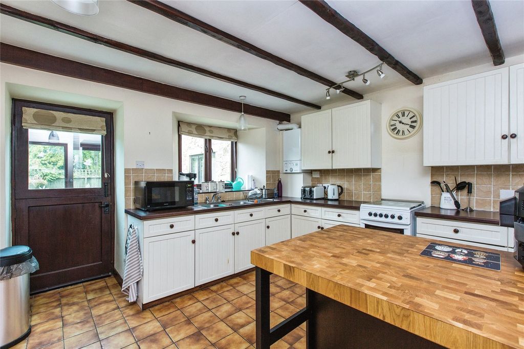 Property photo 3 of 10 Picture No. 13