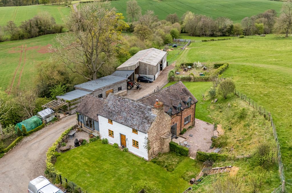 Property photo 1 of 34