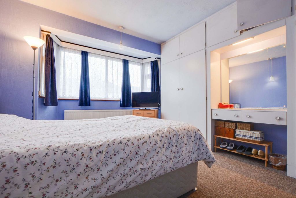 Property photo 3 of 22