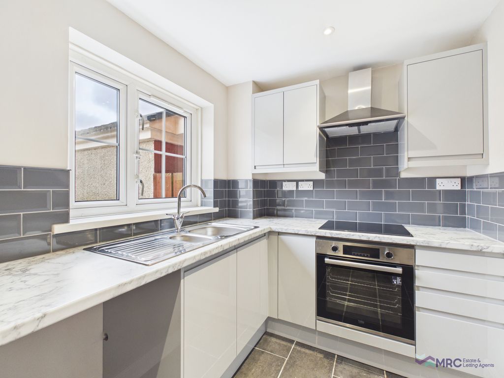 Property photo 2 of 16 Gallery