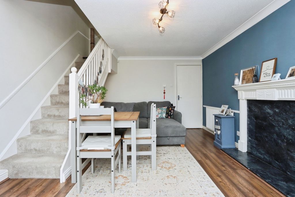 Property photo 3 of 15 Pbox-Img.Jpg