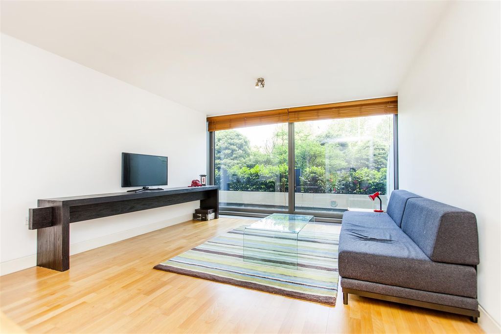 Property photo 1 of 10 P4.Jpg