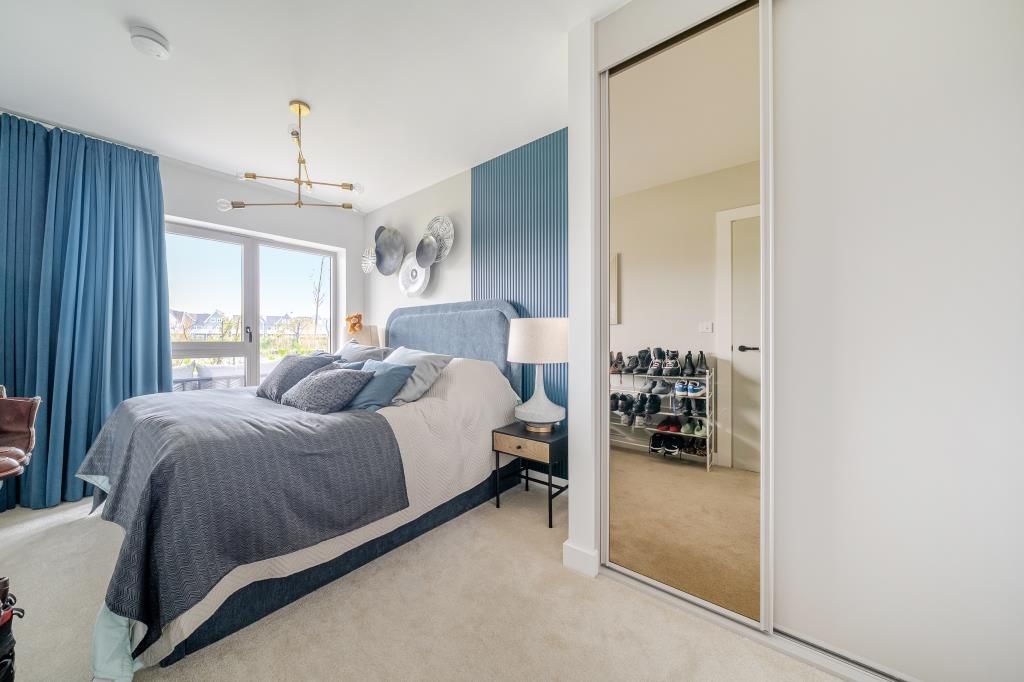 Additional image 11 of 2 bed flat for saleBankside Gardens, Green Park, Berkshire RG2