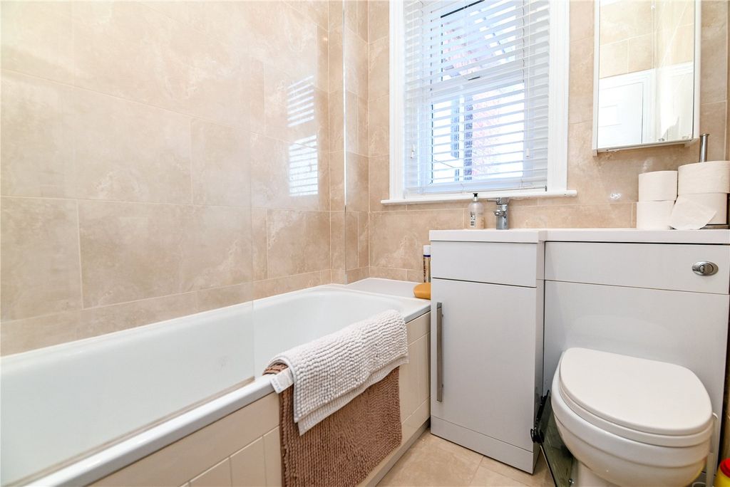 Property photo 3 of 15 Picture No. 04