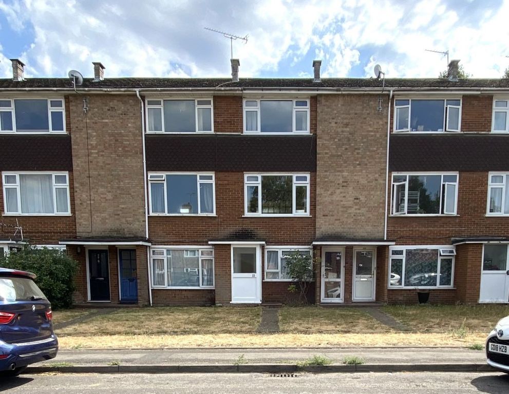 Property photo 1 of 12