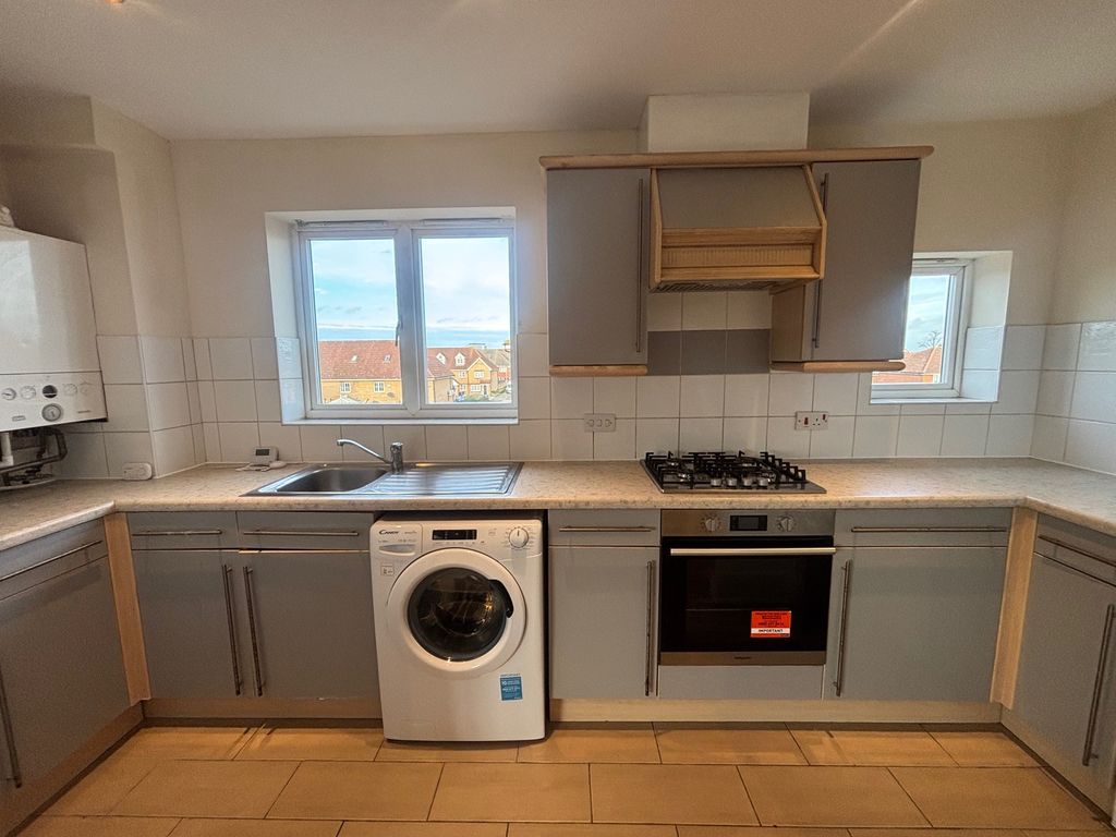 Property photo 3 of 6