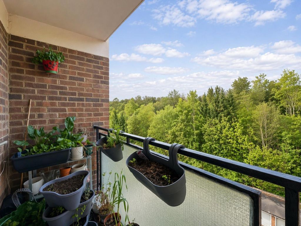 Property photo 2 of 8 Viewbalcony.Png