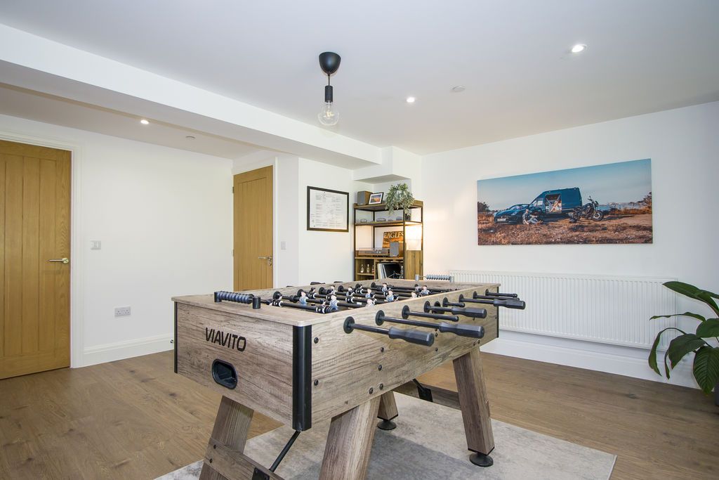 Additional image 6 of 2 bed flat for saleBay View, Old Barry Road, Penarth CF64