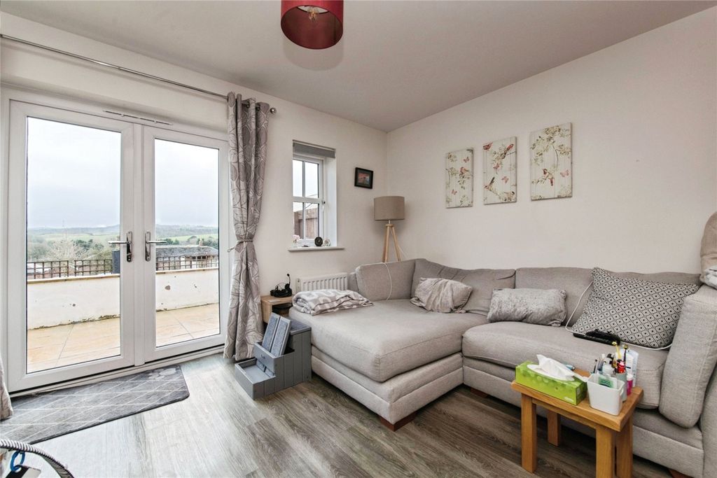 Property photo 3 of 15 Picture No. 06