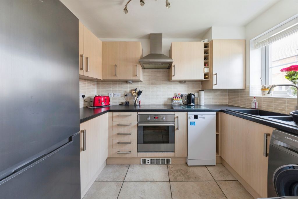 Property photo 2 of 16