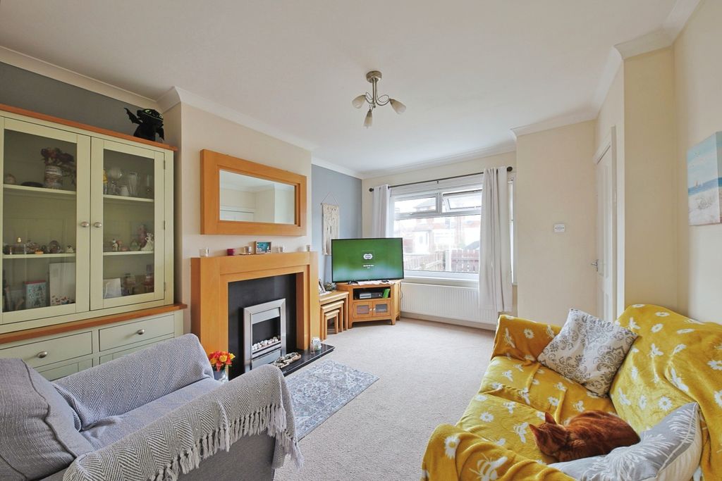 Property photo 3 of 7 3874319