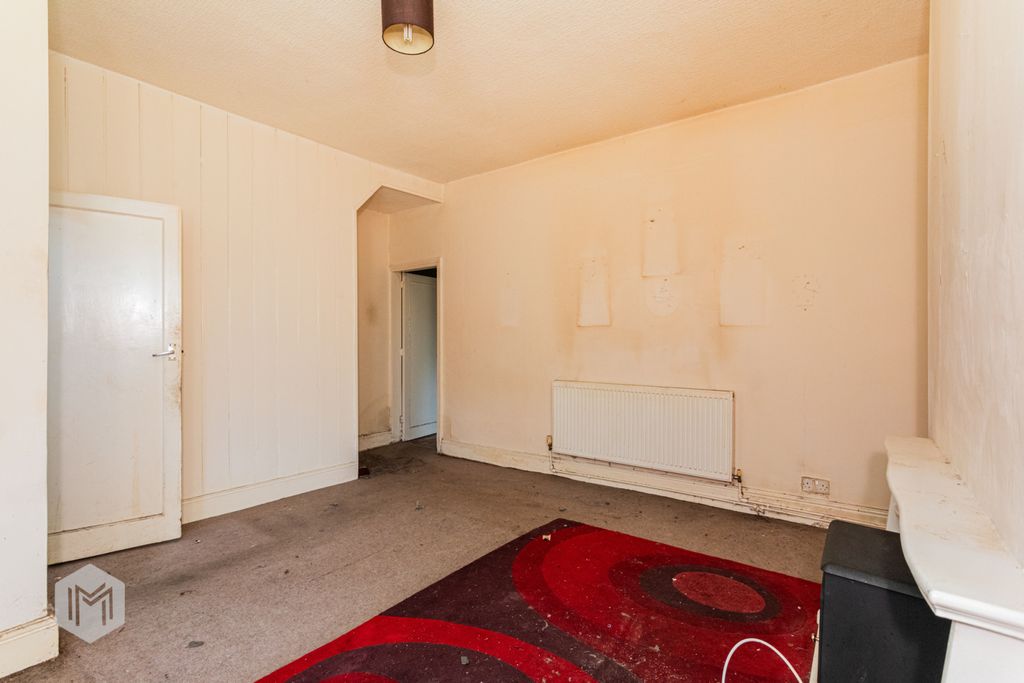 Property photo 2 of 14 Picture No. 02