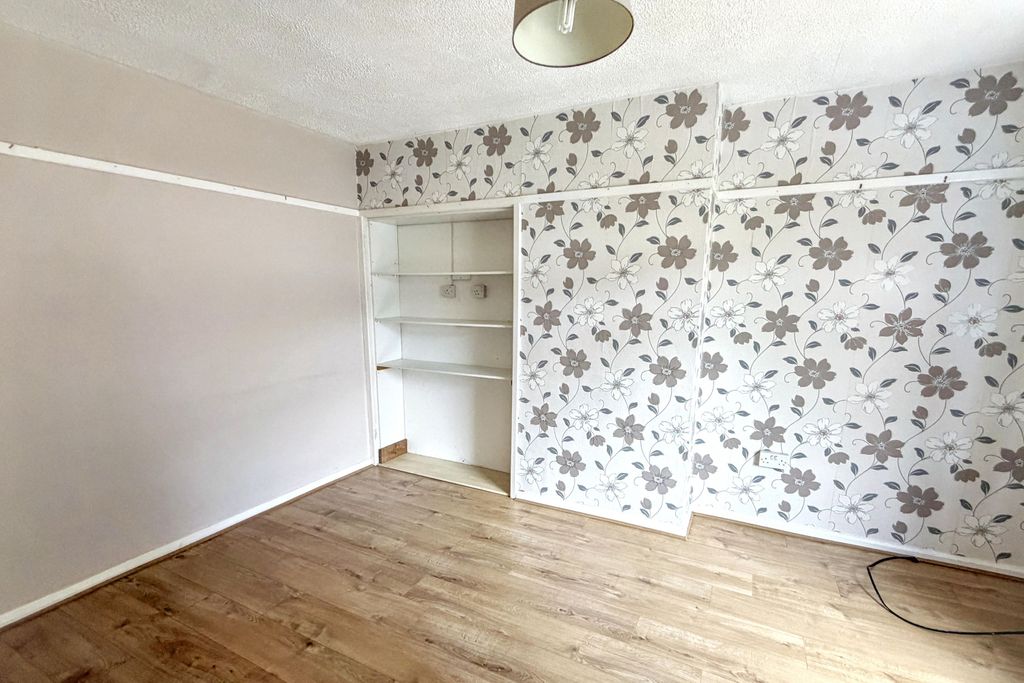 Property photo 2 of 19 14 Honey Mead, Calne, Wiltshire, Sn11 8Bh