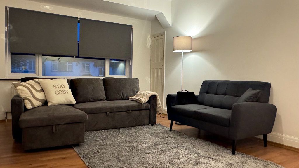 Property photo 3 of 11