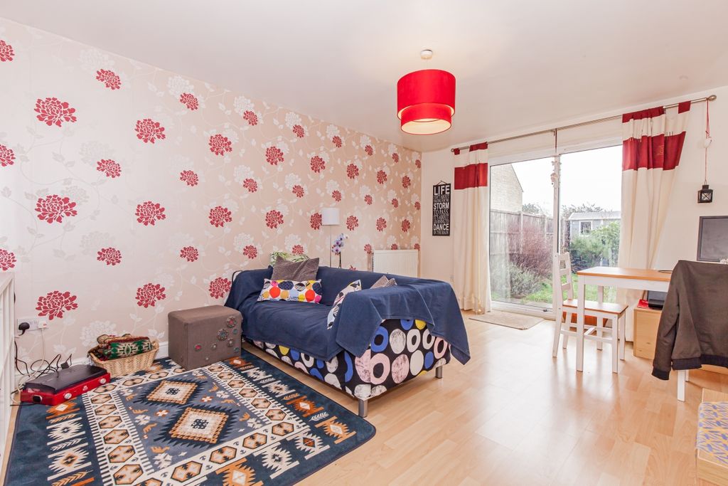 Property photo 2 of 9 151064