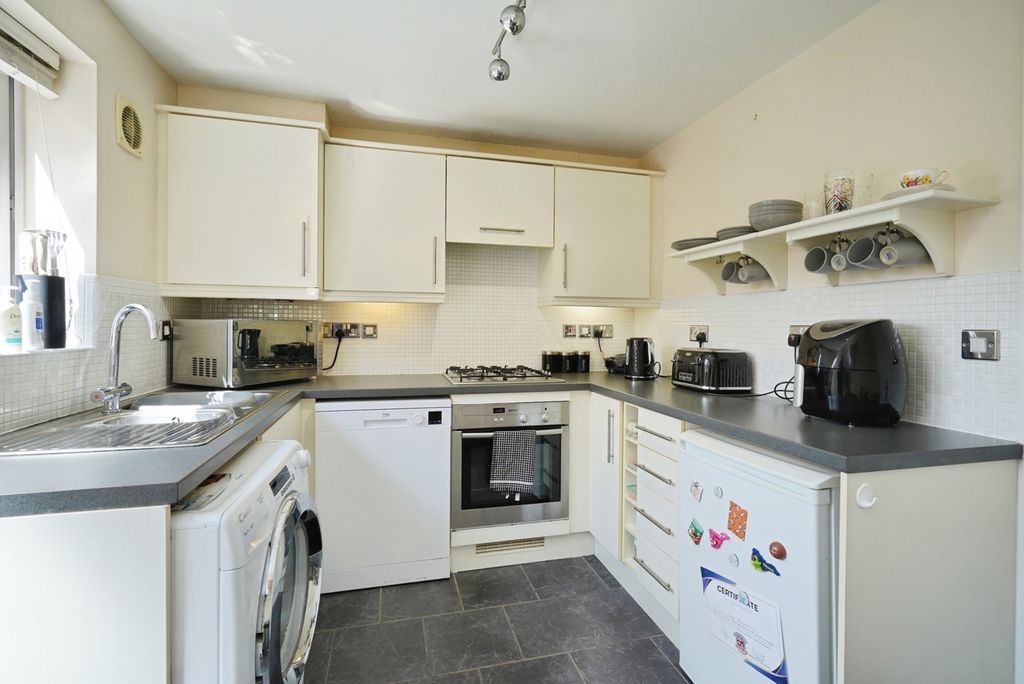 Property photo 3 of 23 Pbox-Img.Jpg