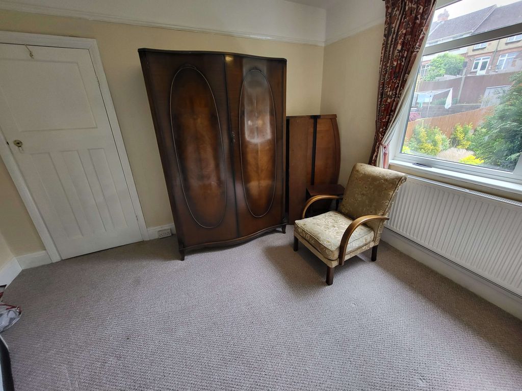Property photo 2 of 14 Gallery