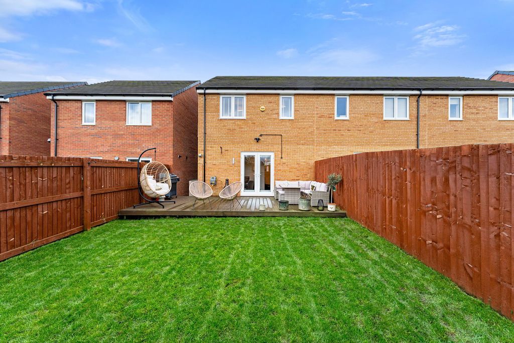 Property photo 3 of 26