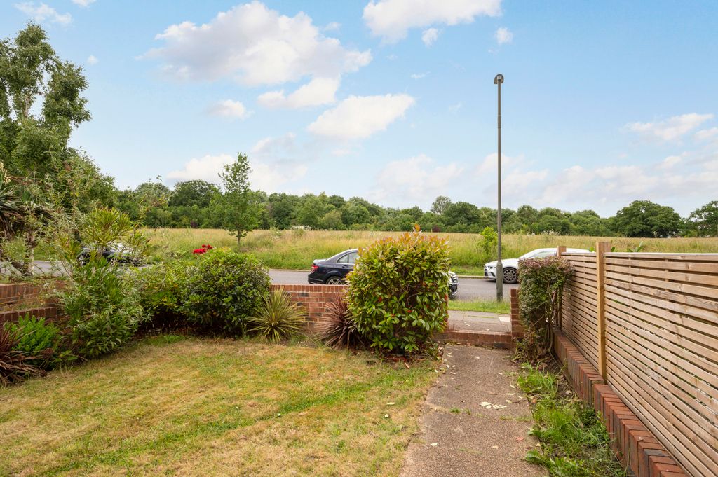 Property photo 3 of 27 Picture No. 29